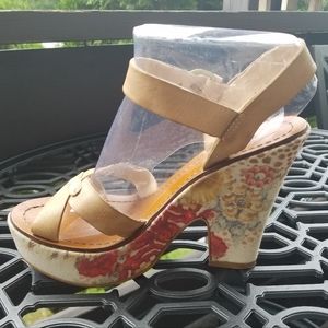 Mariana by Golc 'Kate' Leather Strap Ocean Print Sandal US 7.5